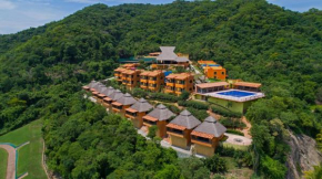 El Corazón Resort